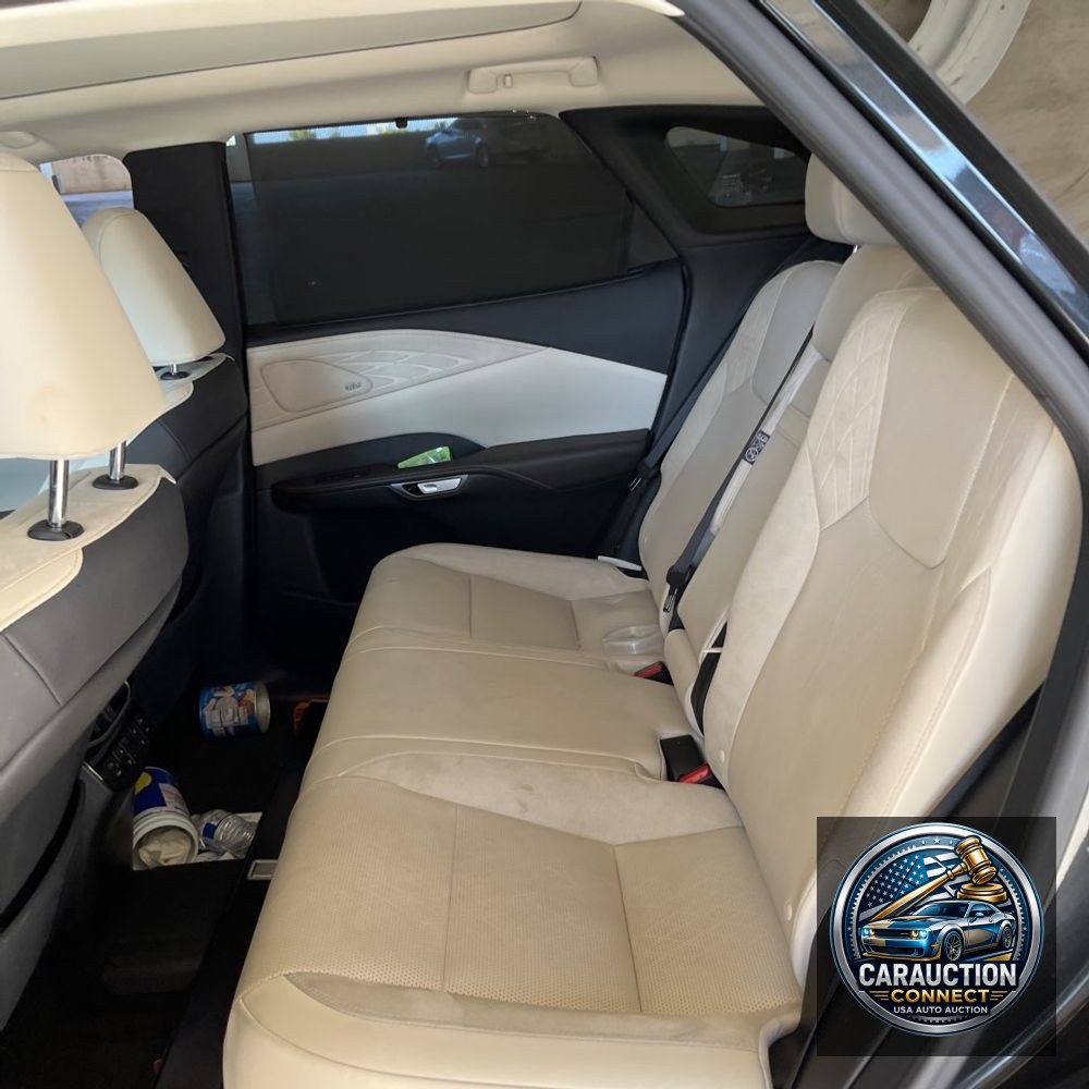 2024 Lexus RX 450h+ Luxury