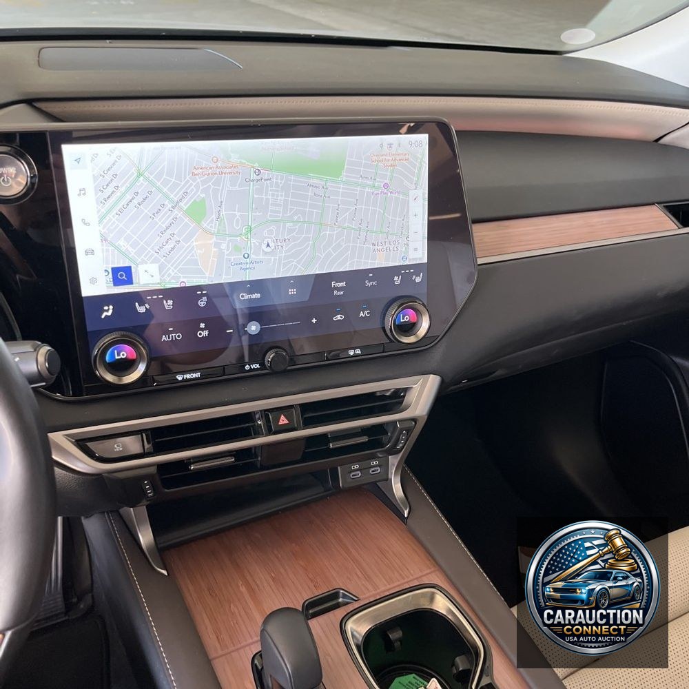 2024 Lexus RX 450h+ Luxury