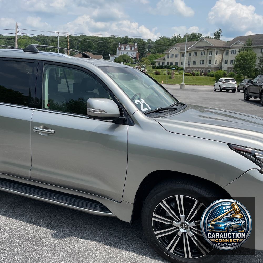2021 Lexus LX 570 Three-Row