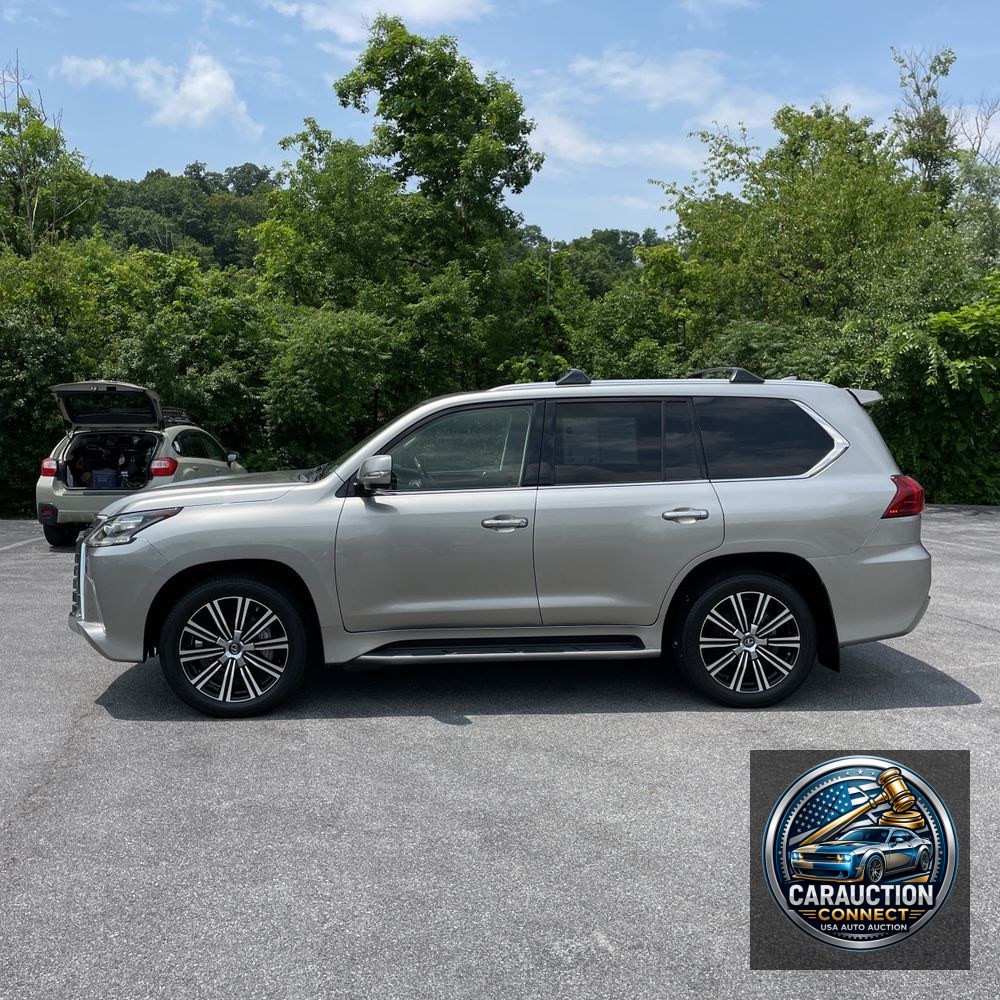 2021 Lexus LX 570 Three-Row