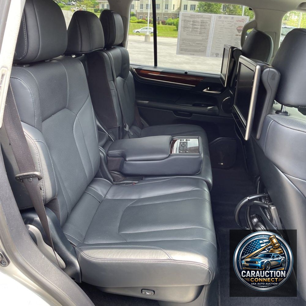 2021 Lexus LX 570 Three-Row