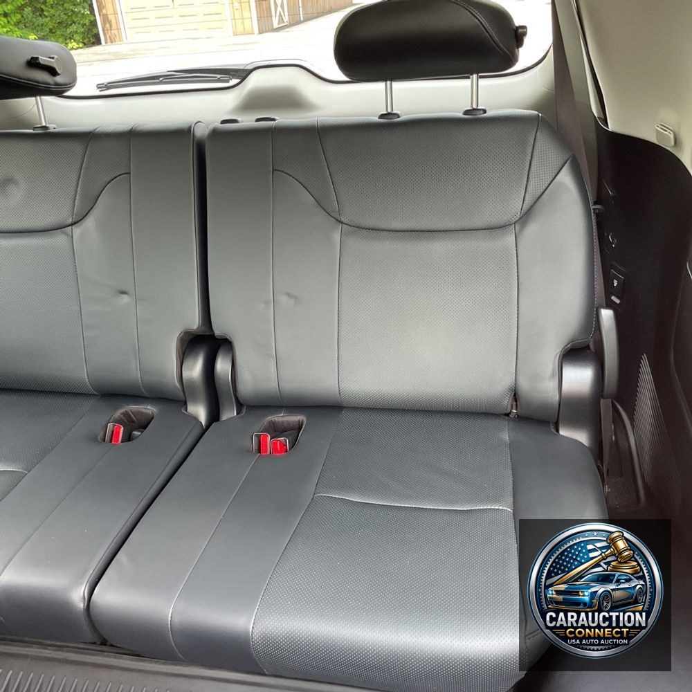 2021 Lexus LX 570 Three-Row