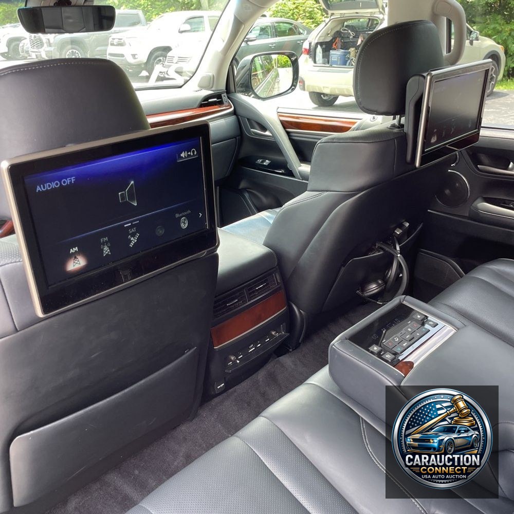 2021 Lexus LX 570 Three-Row