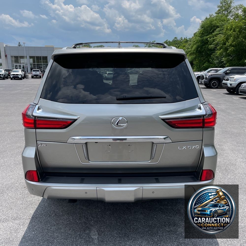 2021 Lexus LX 570 Three-Row