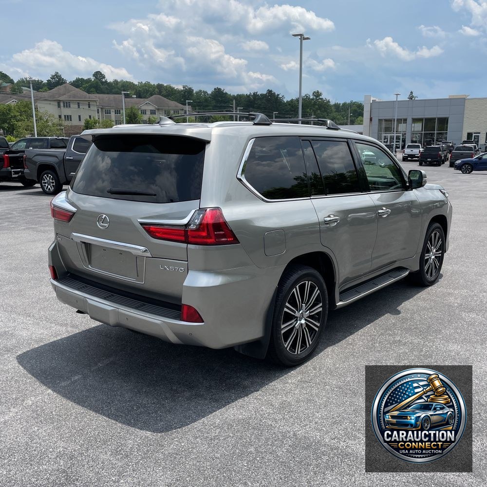 2021 Lexus LX 570 Three-Row