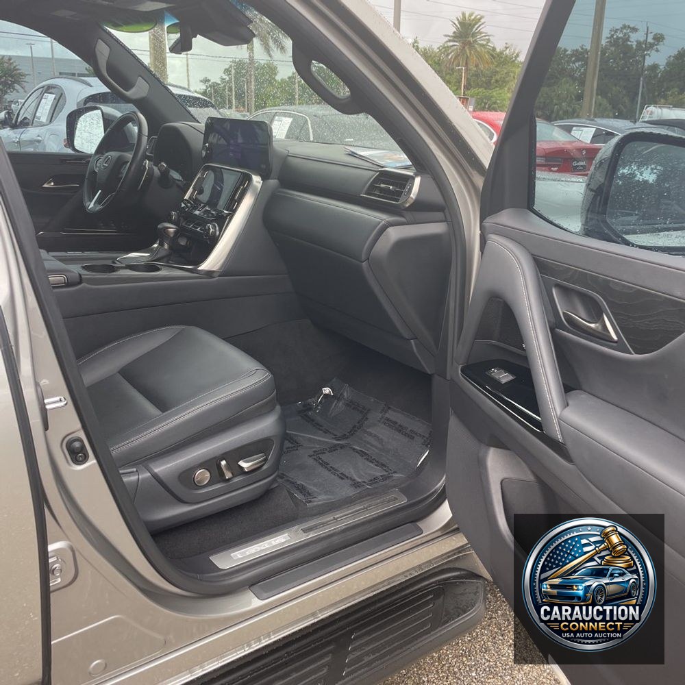 2022 Lexus LX 600 Luxury