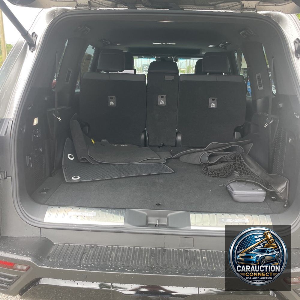 2022 Lexus LX 600 Luxury
