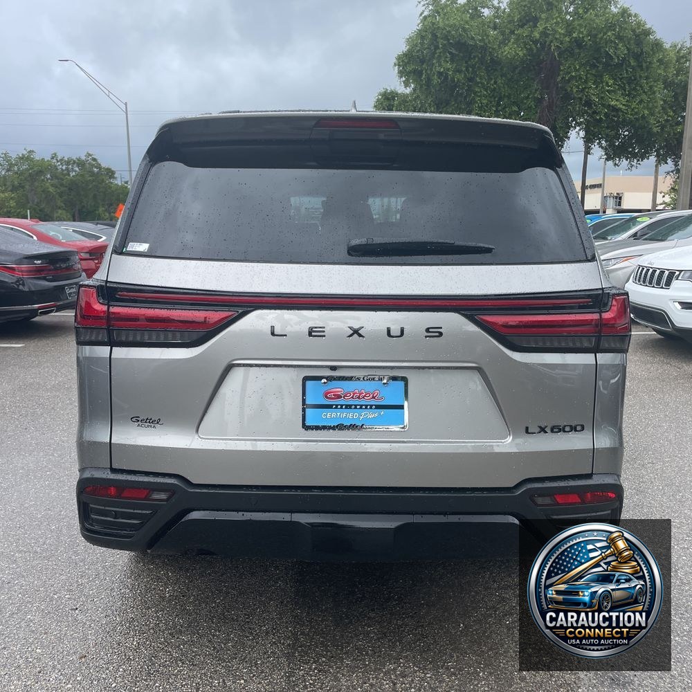 2022 Lexus LX 600 Luxury