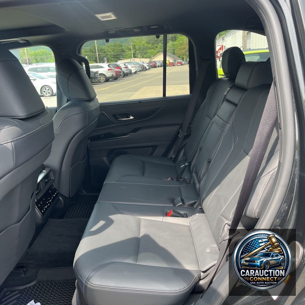 2025 Lexus LX 600 Luxury
