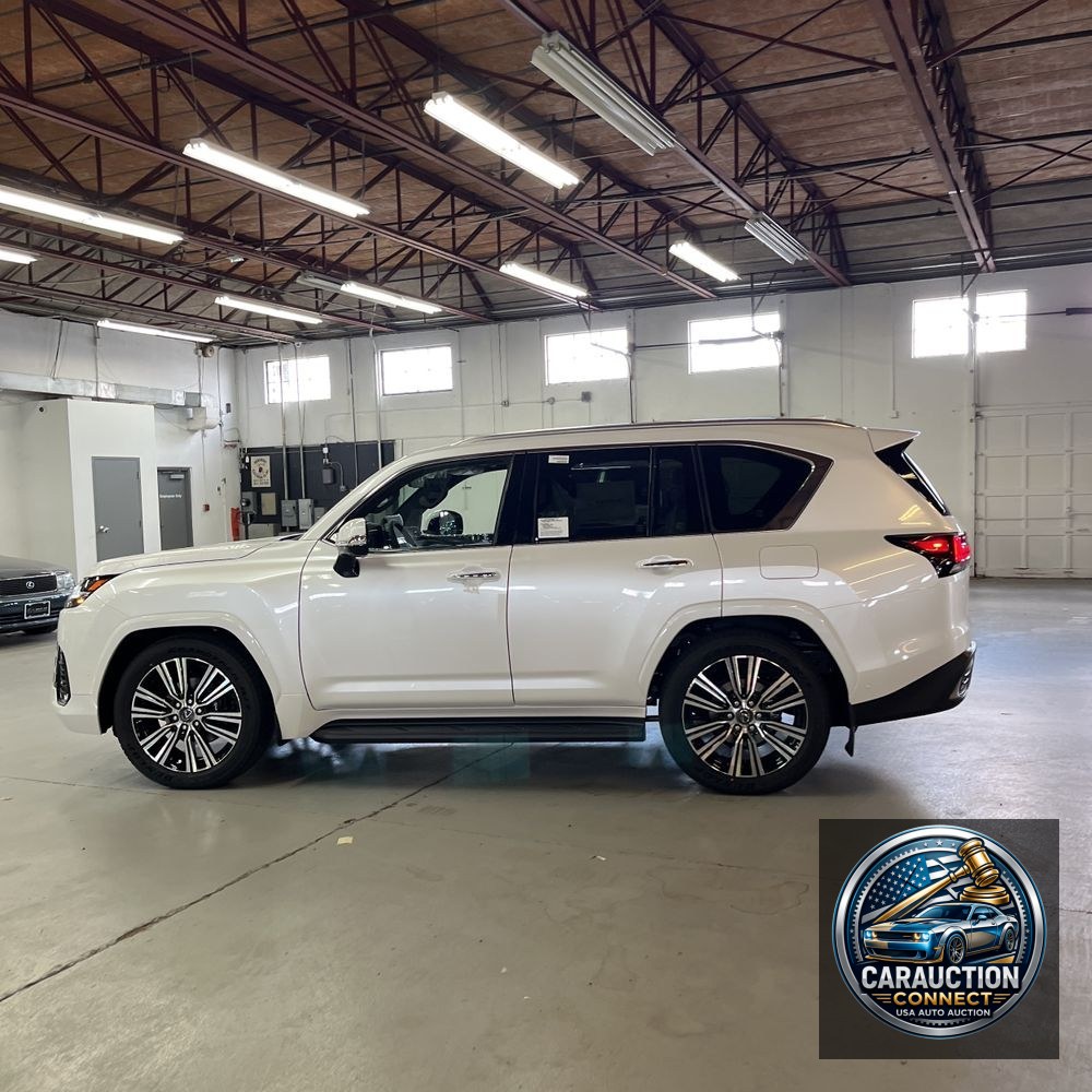 2025 Lexus LX 700h Luxury