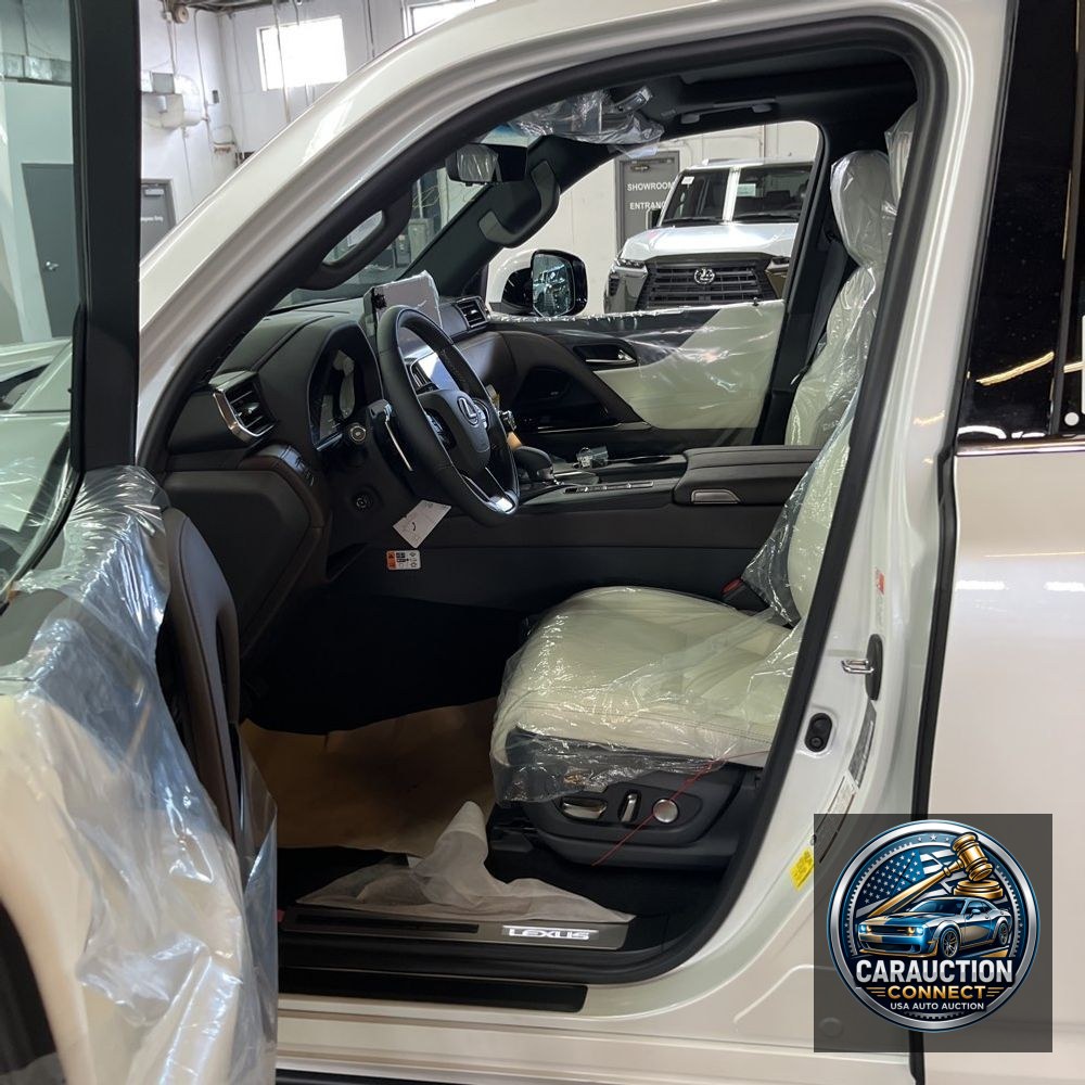 2025 Lexus LX 700h Luxury