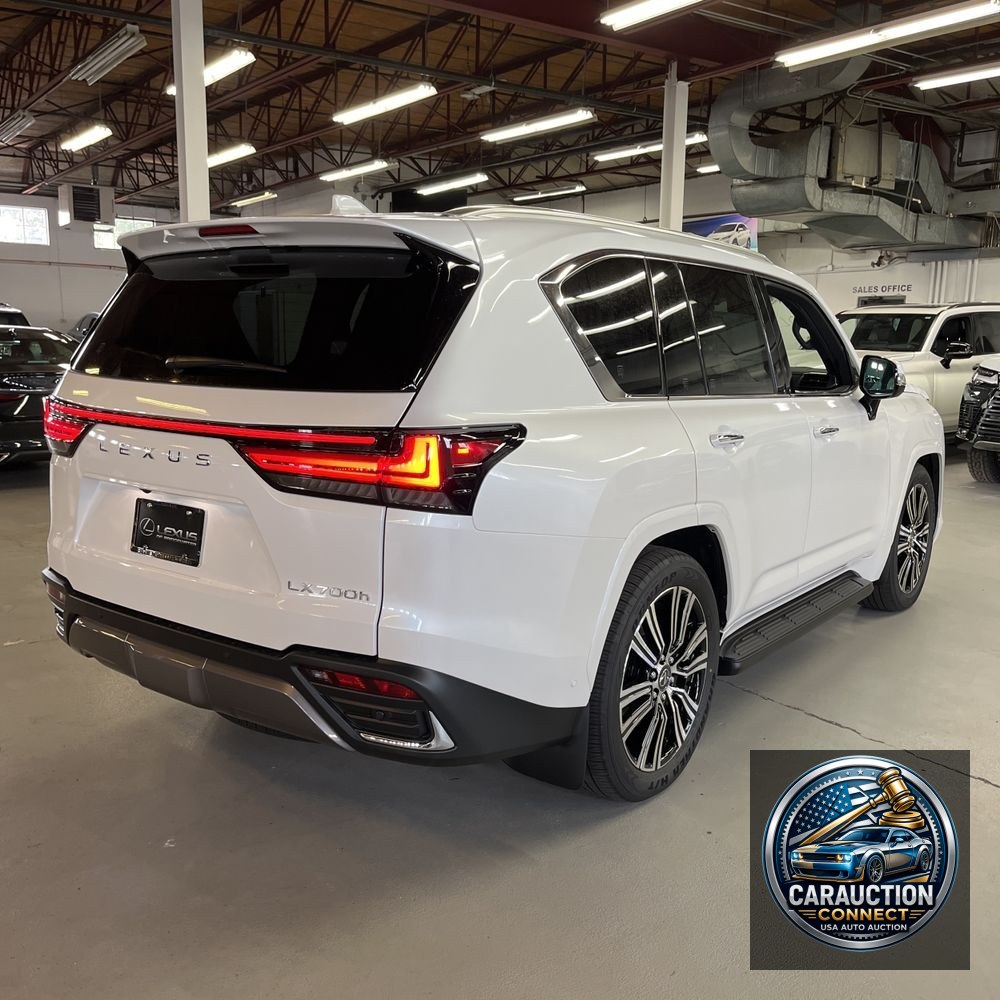 2025 Lexus LX 700h Luxury