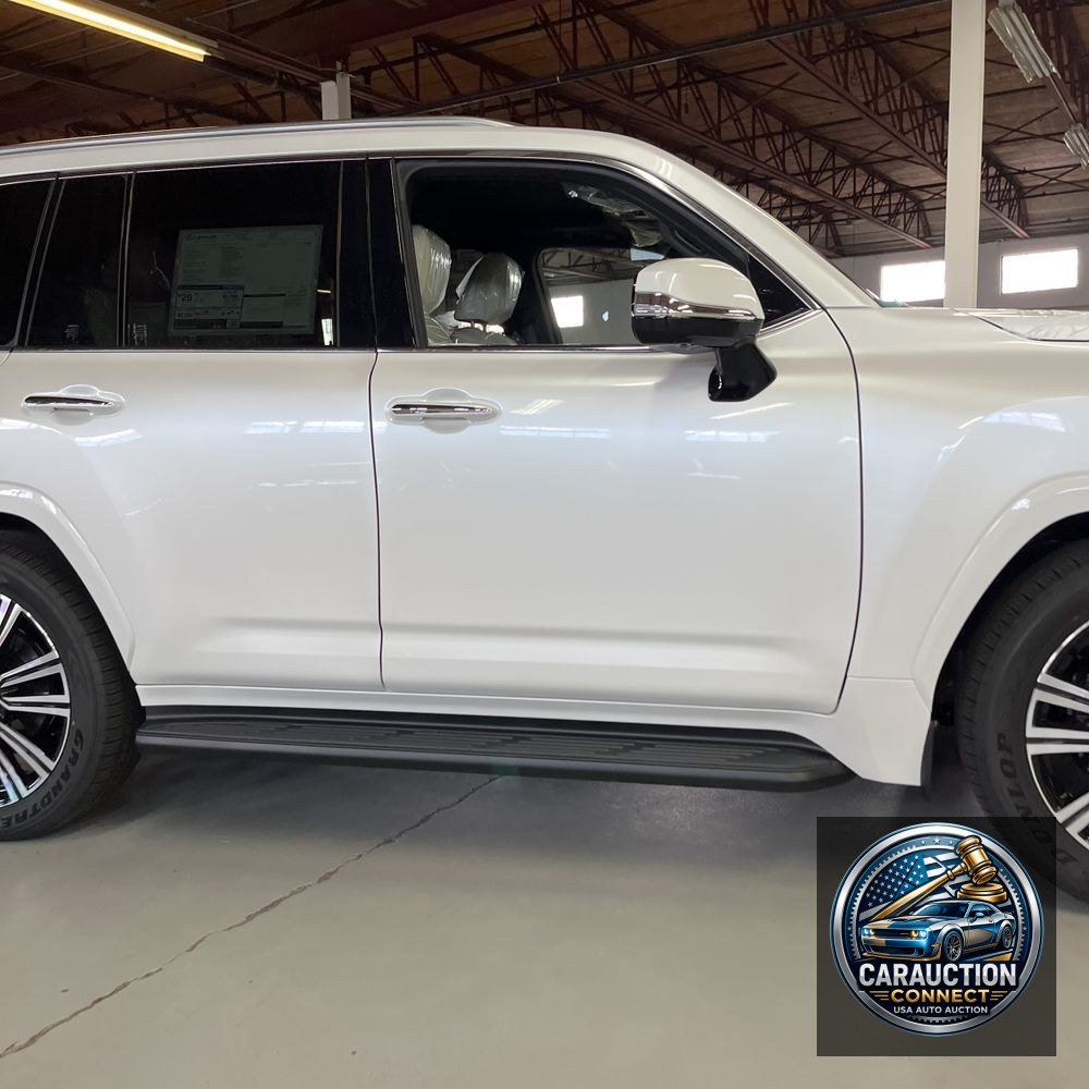 2025 Lexus LX 700h Luxury