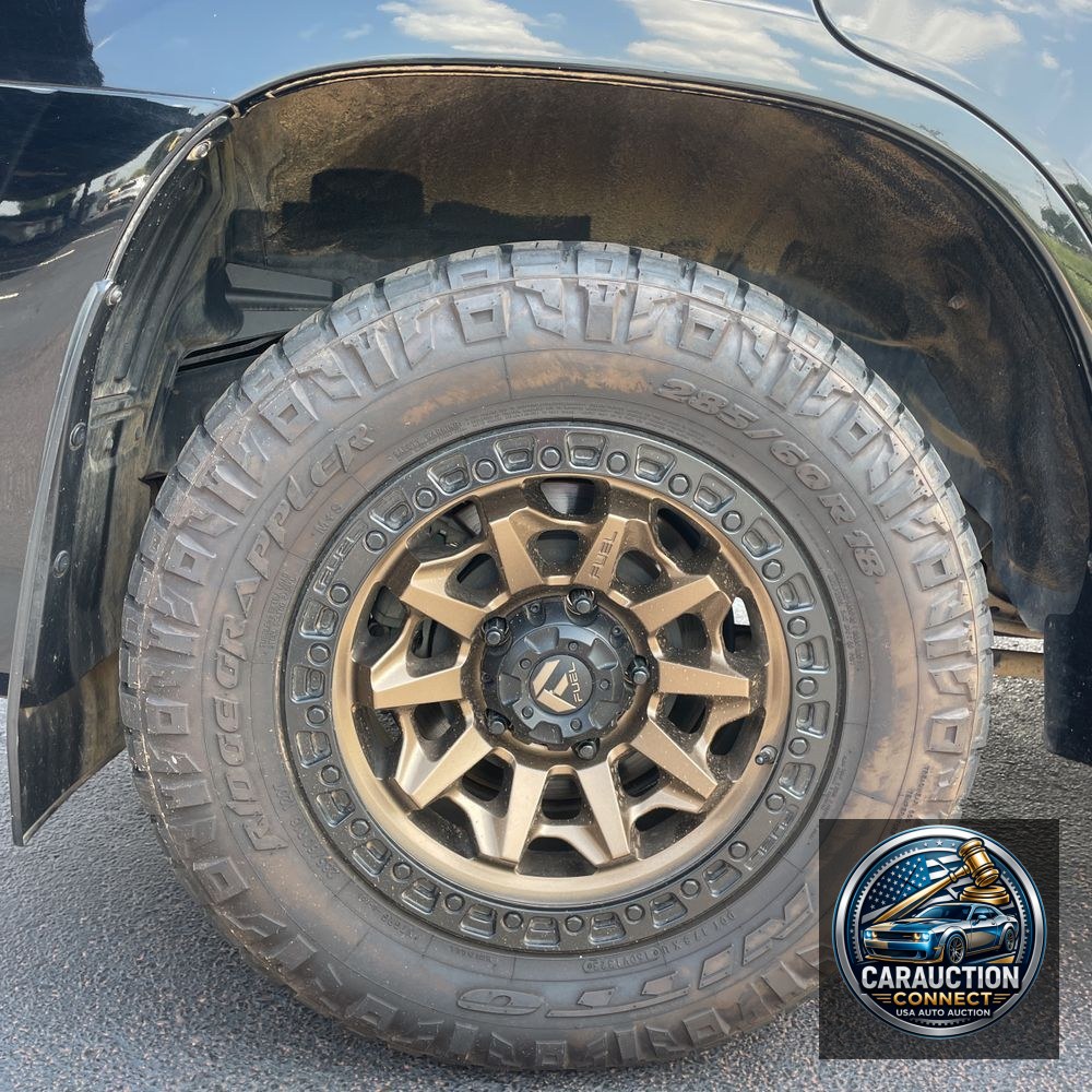 2019 Lexus LX 570 Three-Row