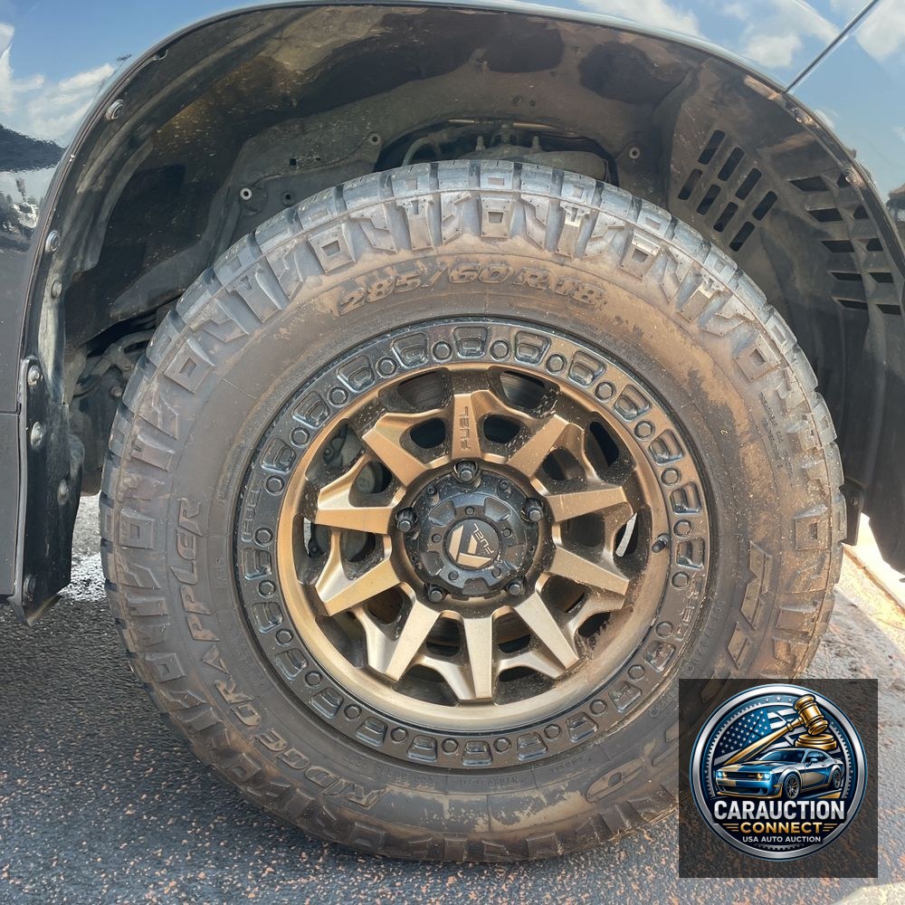 2019 Lexus LX 570 Three-Row