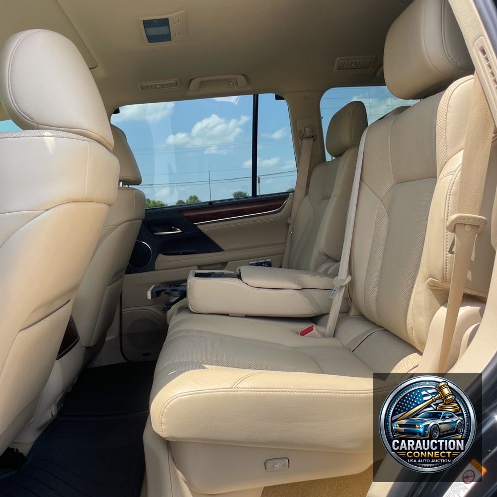 2019 Lexus LX 570 Three-Row