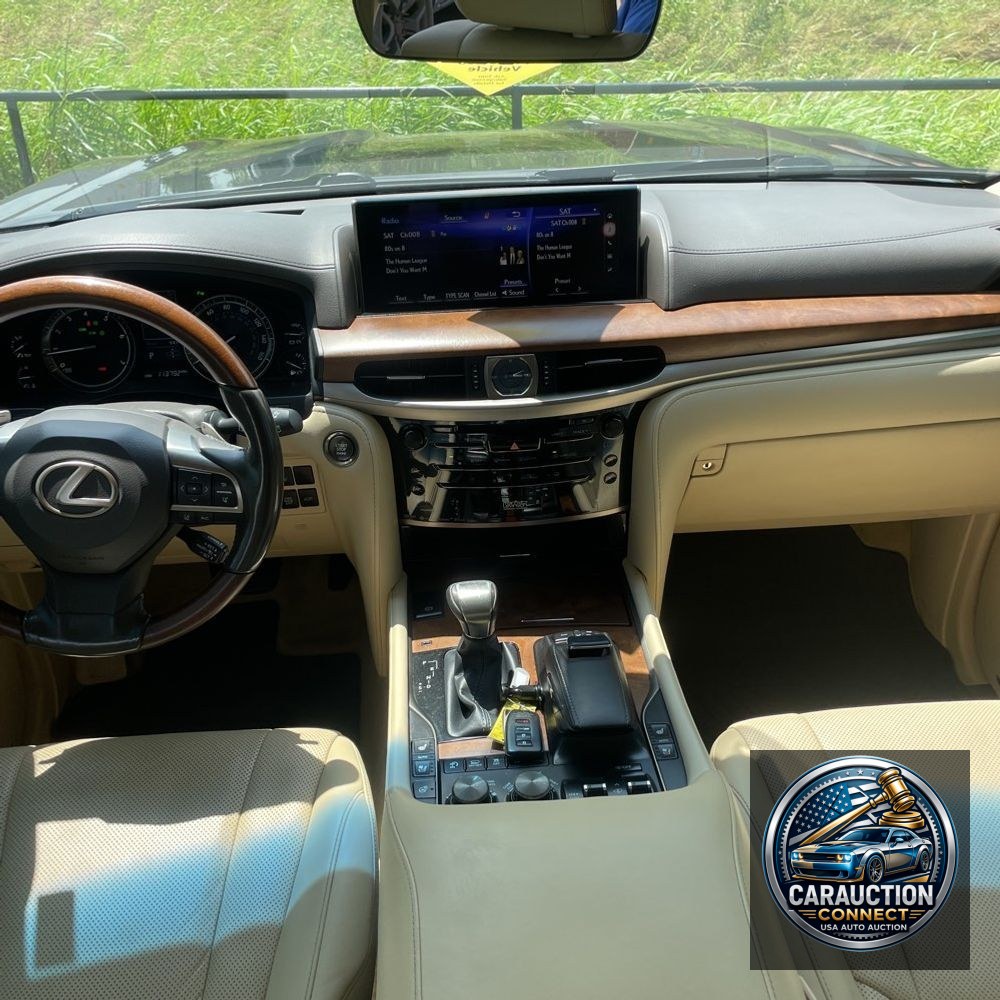 2019 Lexus LX 570 Three-Row