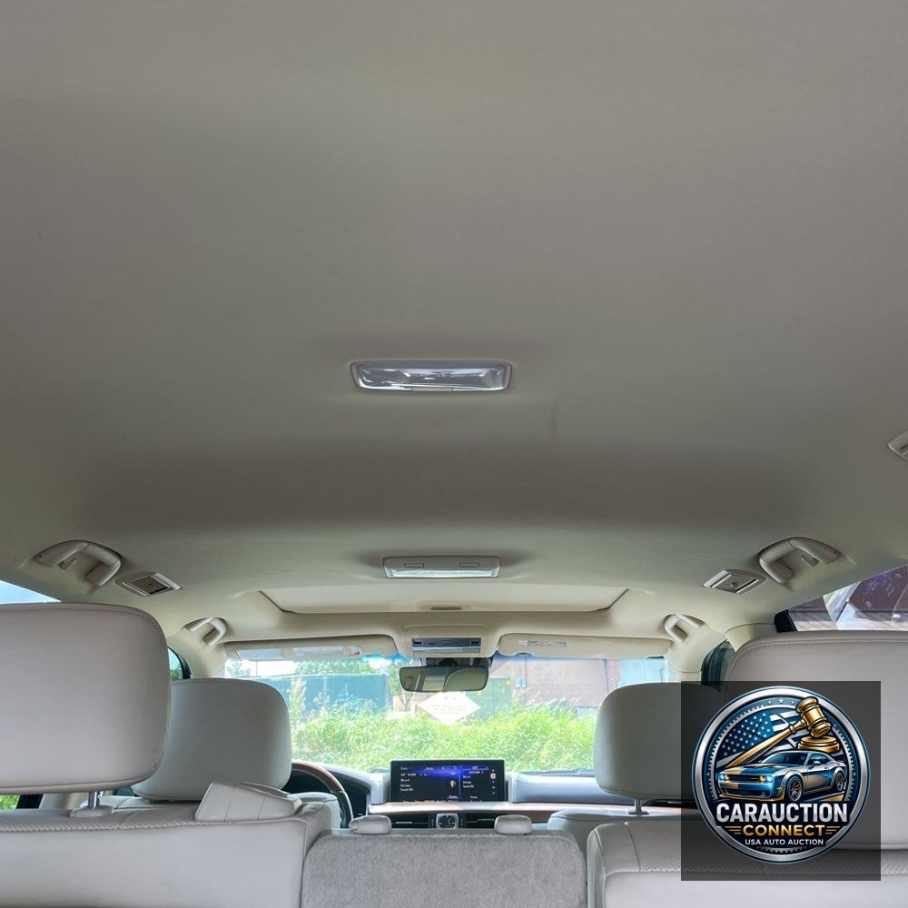 2019 Lexus LX 570 Three-Row