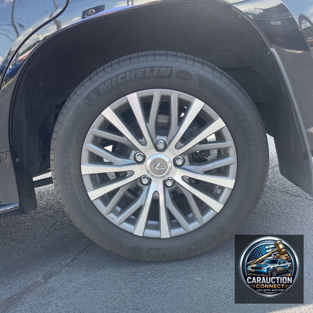 2019 Lexus LX 570 Two-Row