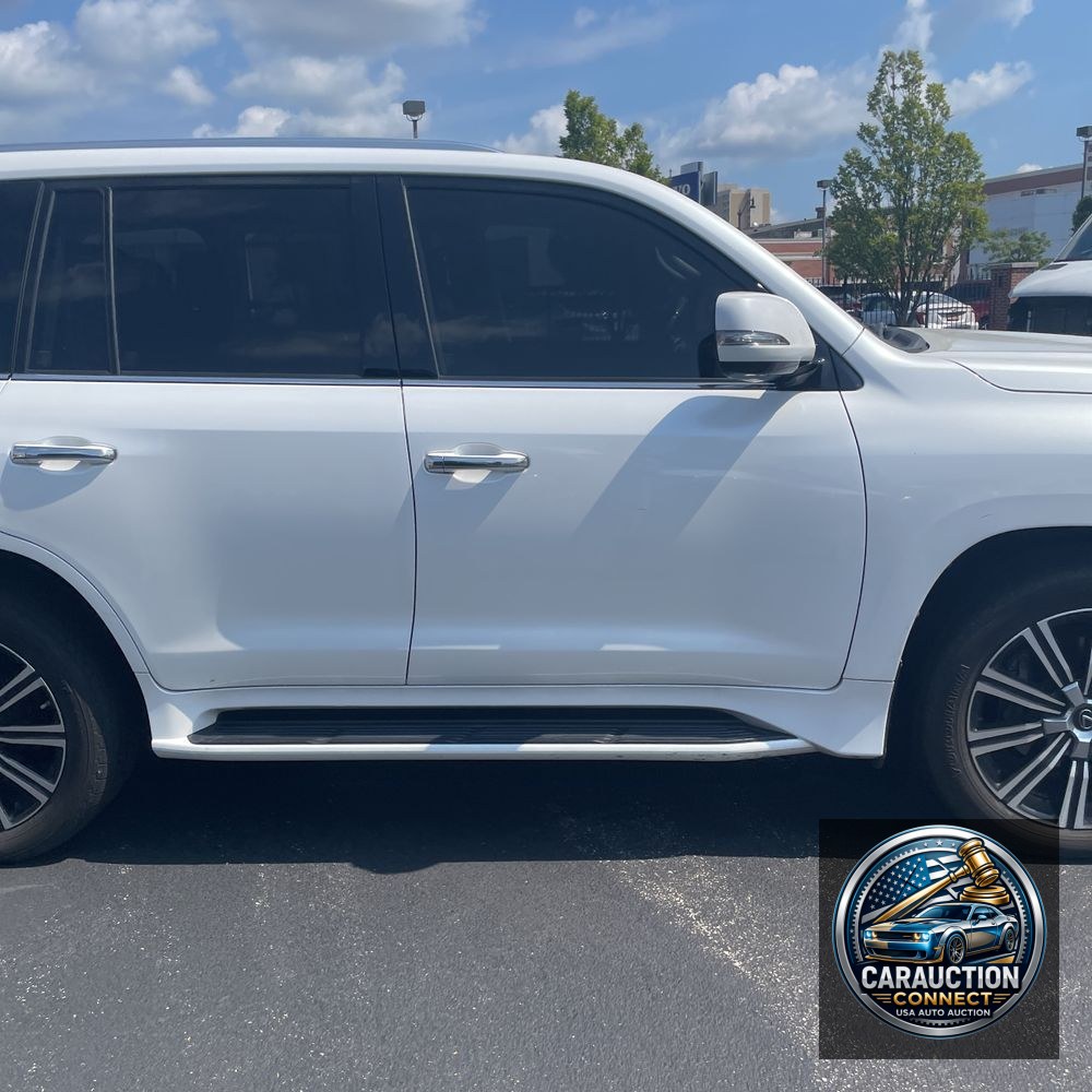 2019 Lexus LX 570 Three-Row