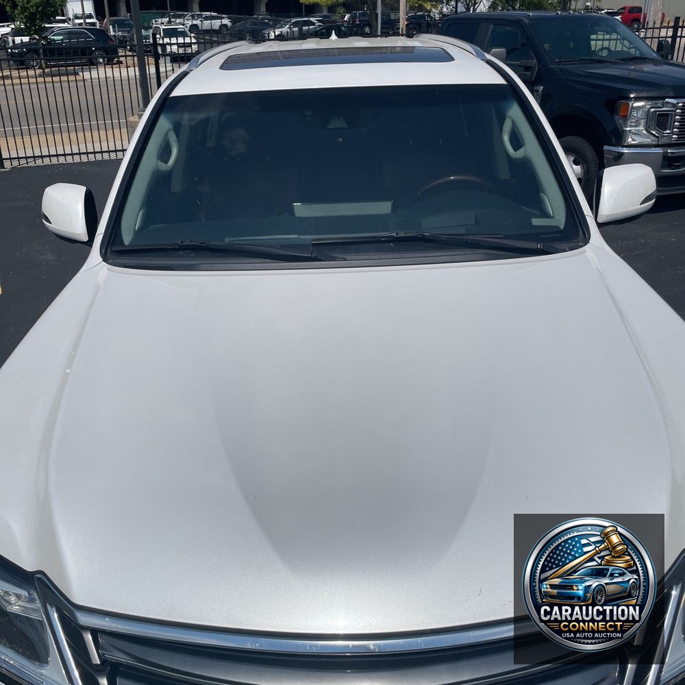 2019 Lexus LX 570 Three-Row