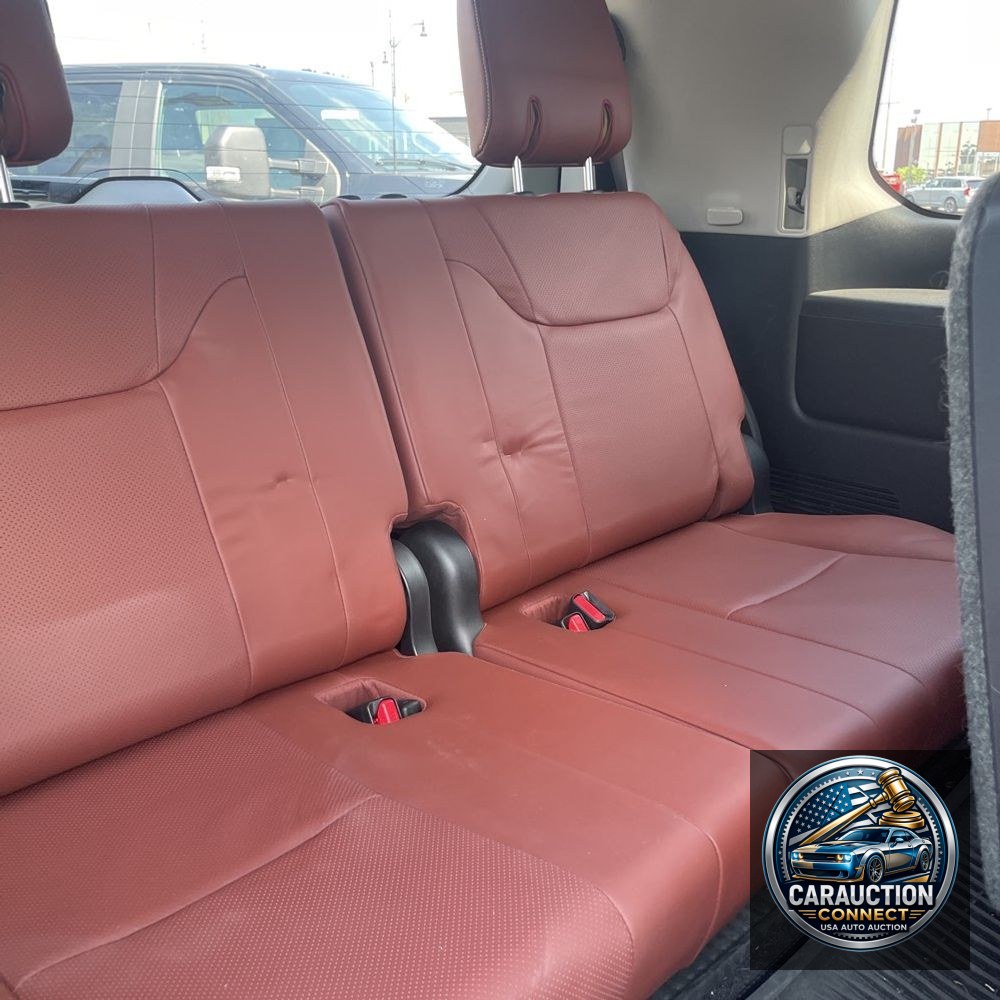 2019 Lexus LX 570 Three-Row