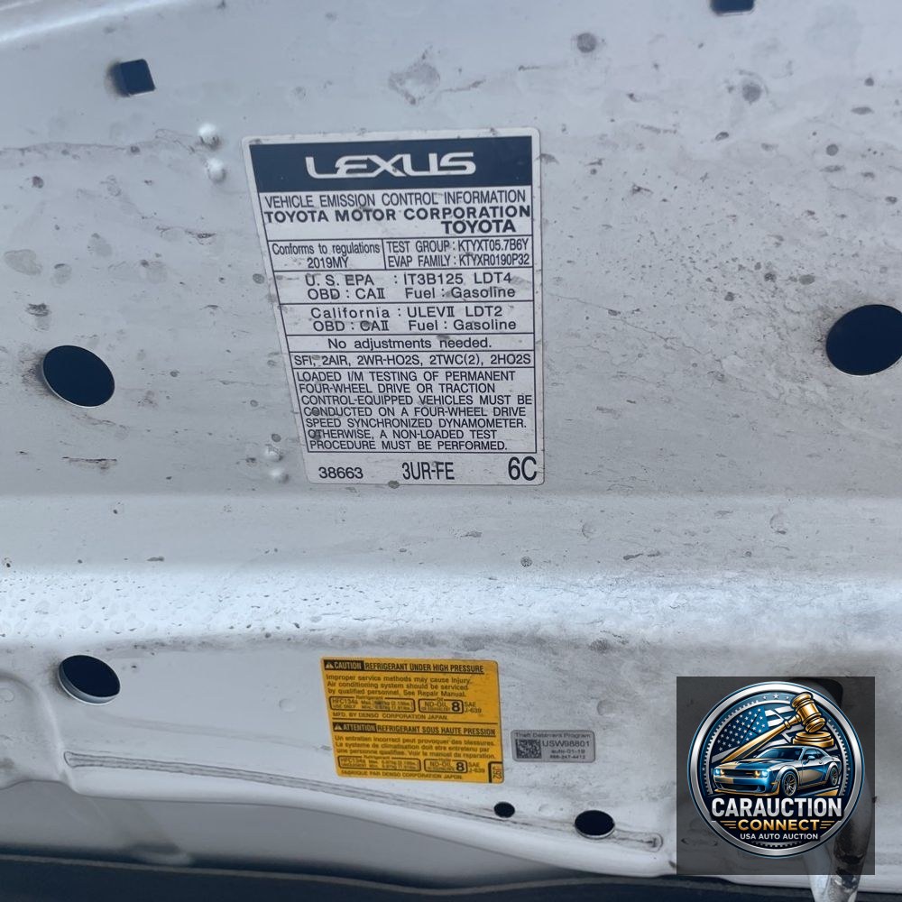 2019 Lexus LX 570 Three-Row