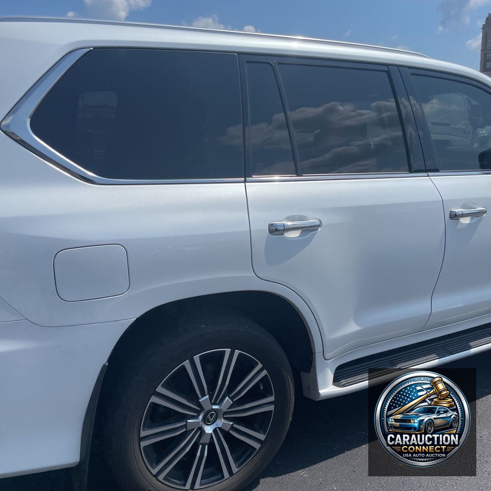 2019 Lexus LX 570 Three-Row