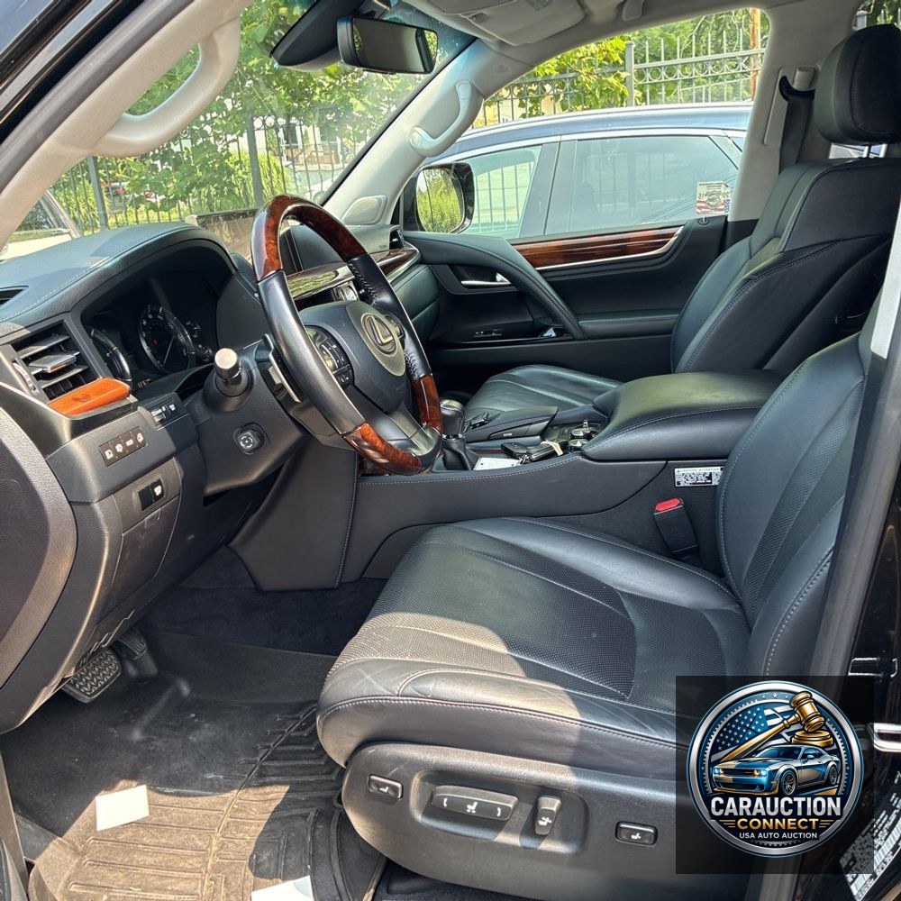 2017 Lexus LX 570 Base