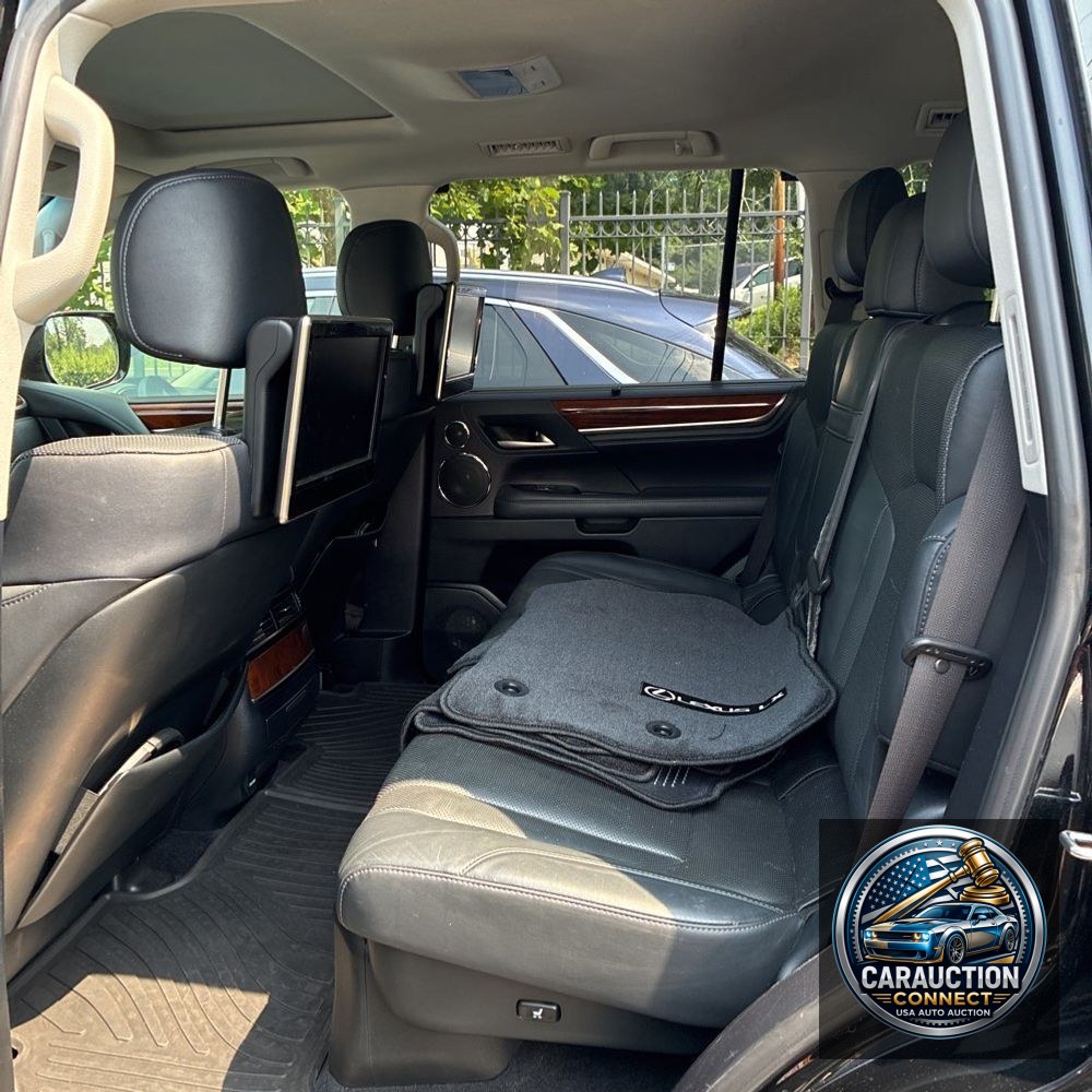 2017 Lexus LX 570 Base