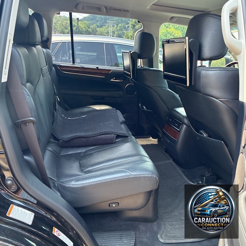 2017 Lexus LX 570 Base