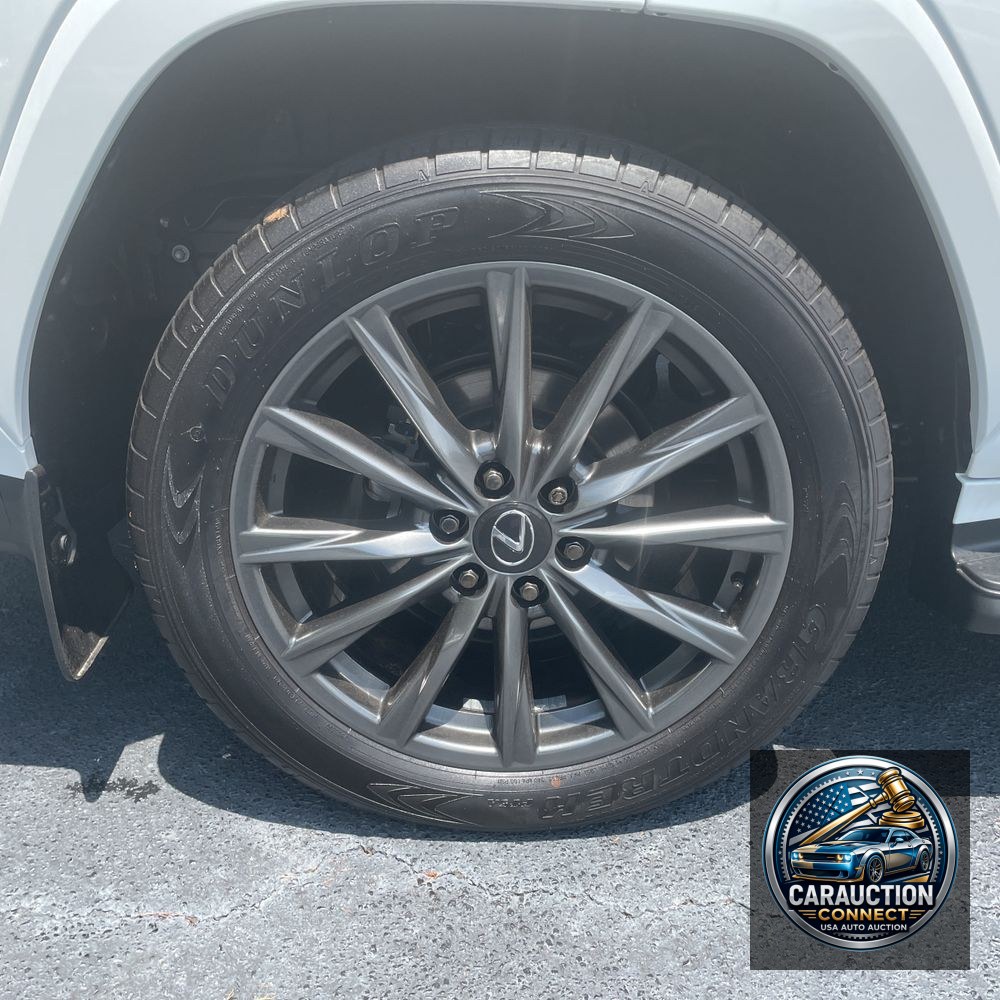 2024 Lexus LX 600 F SPORT Handling