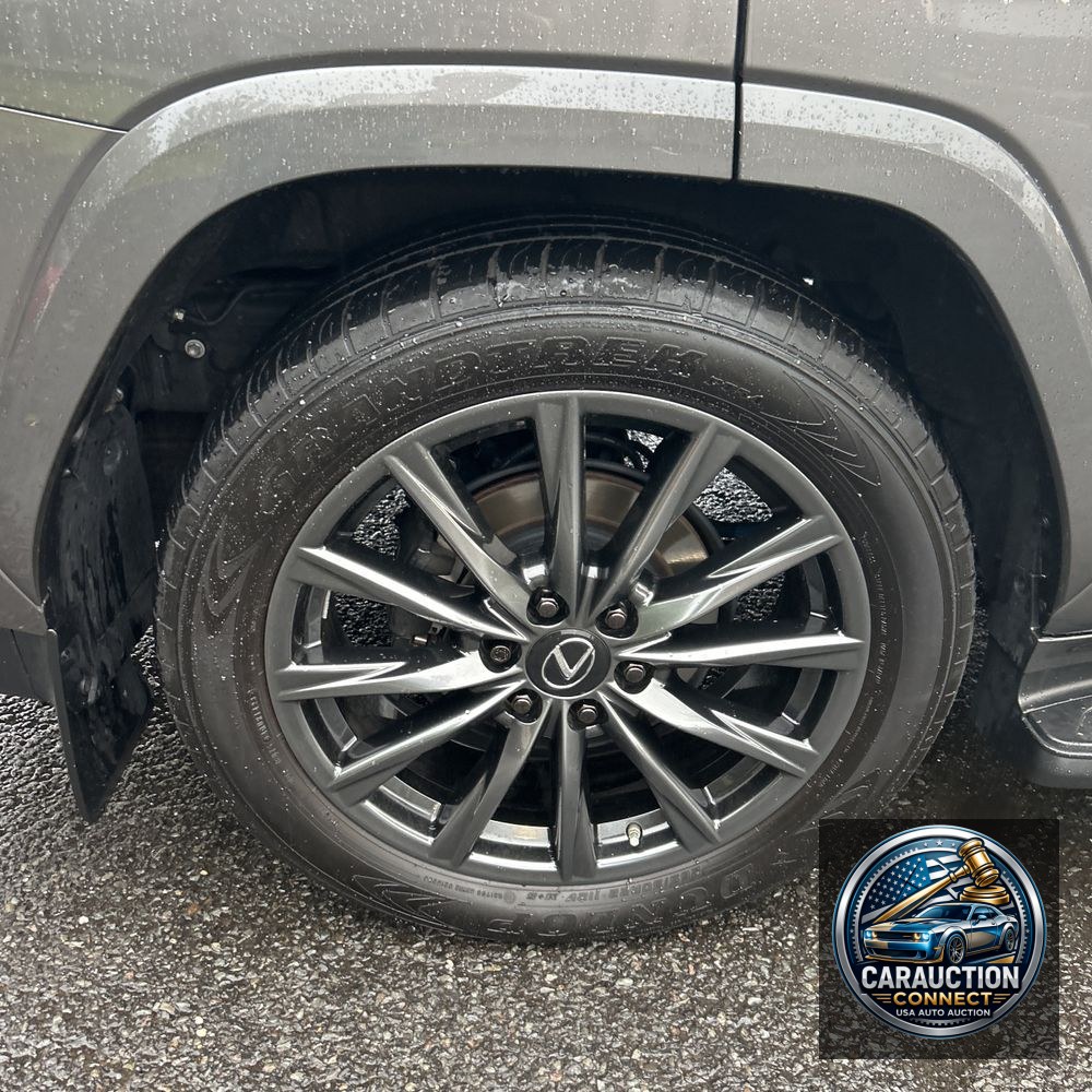 2023 Lexus LX 600 F SPORT Handling