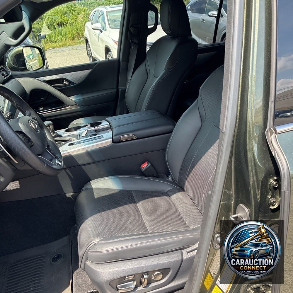 2024 Lexus LX 600 F SPORT Handling
