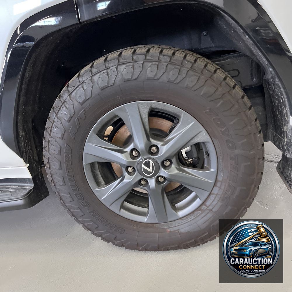 2025 Lexus LX 700h Overtrail
