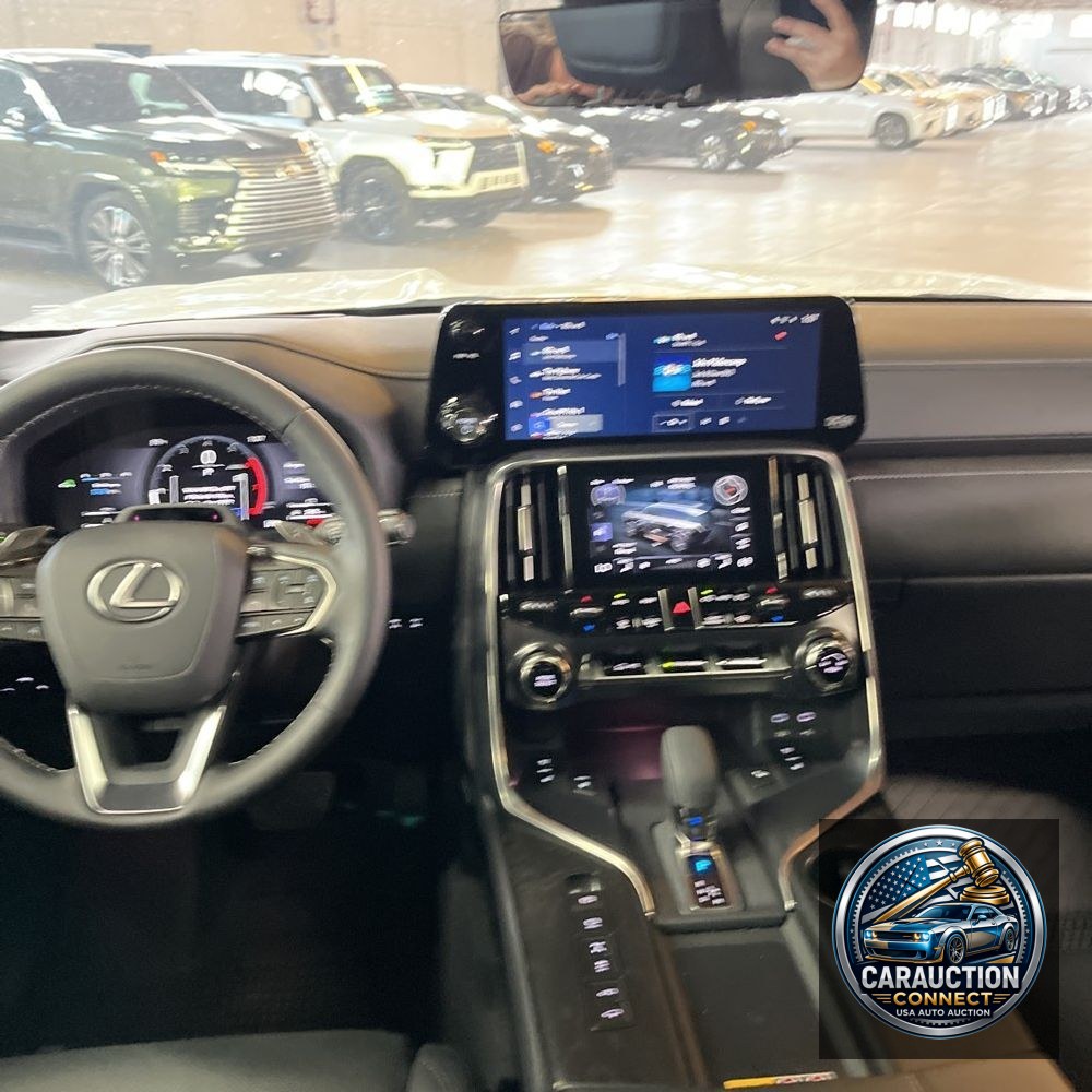 2025 Lexus LX 700h Overtrail
