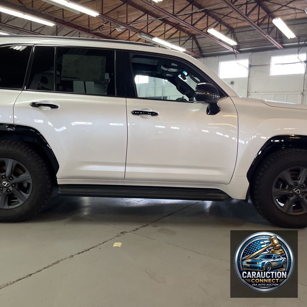 2025 Lexus LX 700h Overtrail