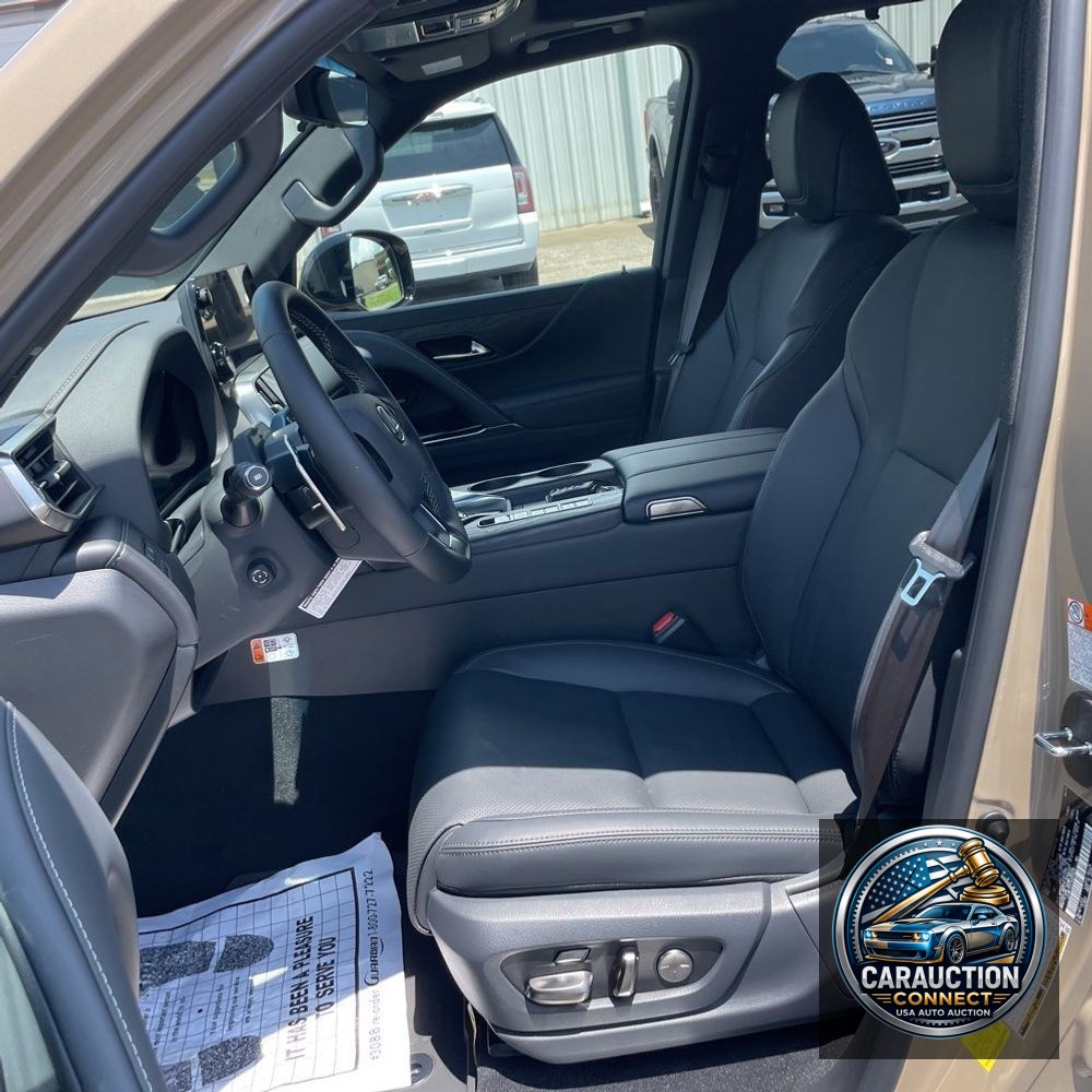 2025 Lexus LX 700h Overtrail