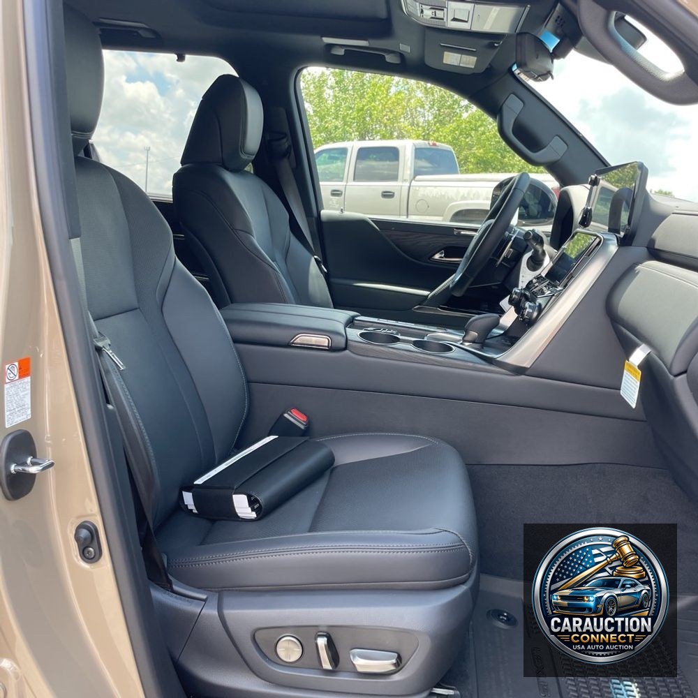 2025 Lexus LX 700h Overtrail
