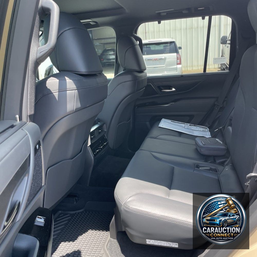 2025 Lexus LX 700h Overtrail