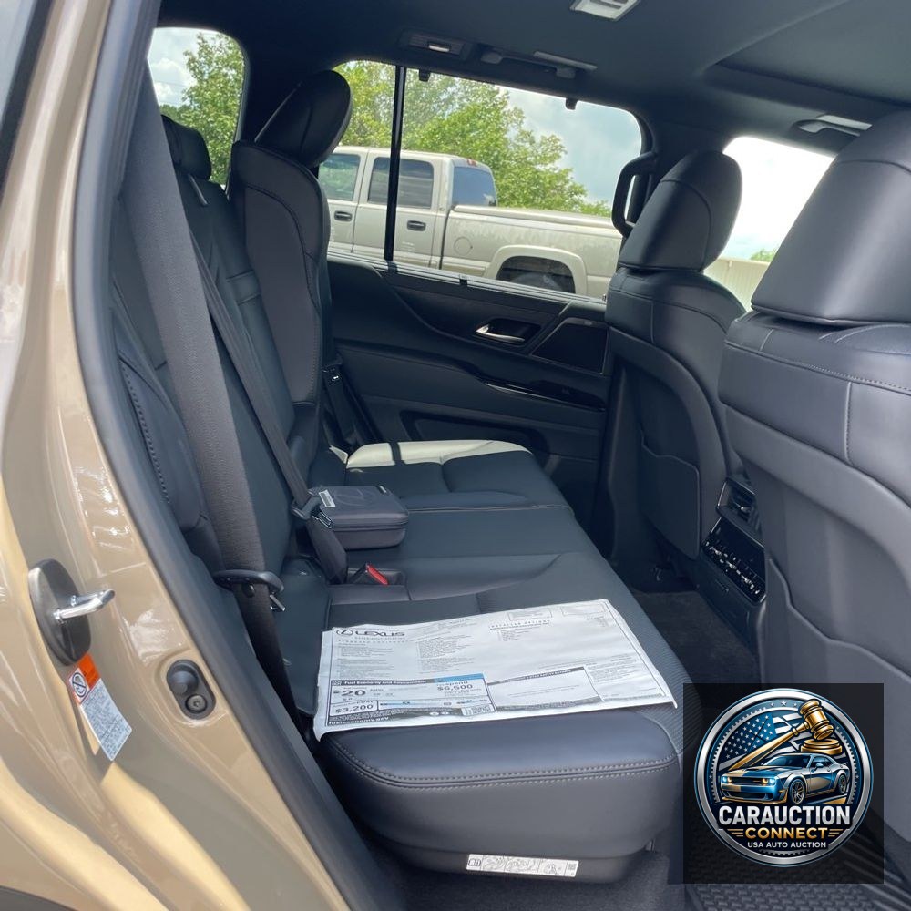 2025 Lexus LX 700h Overtrail