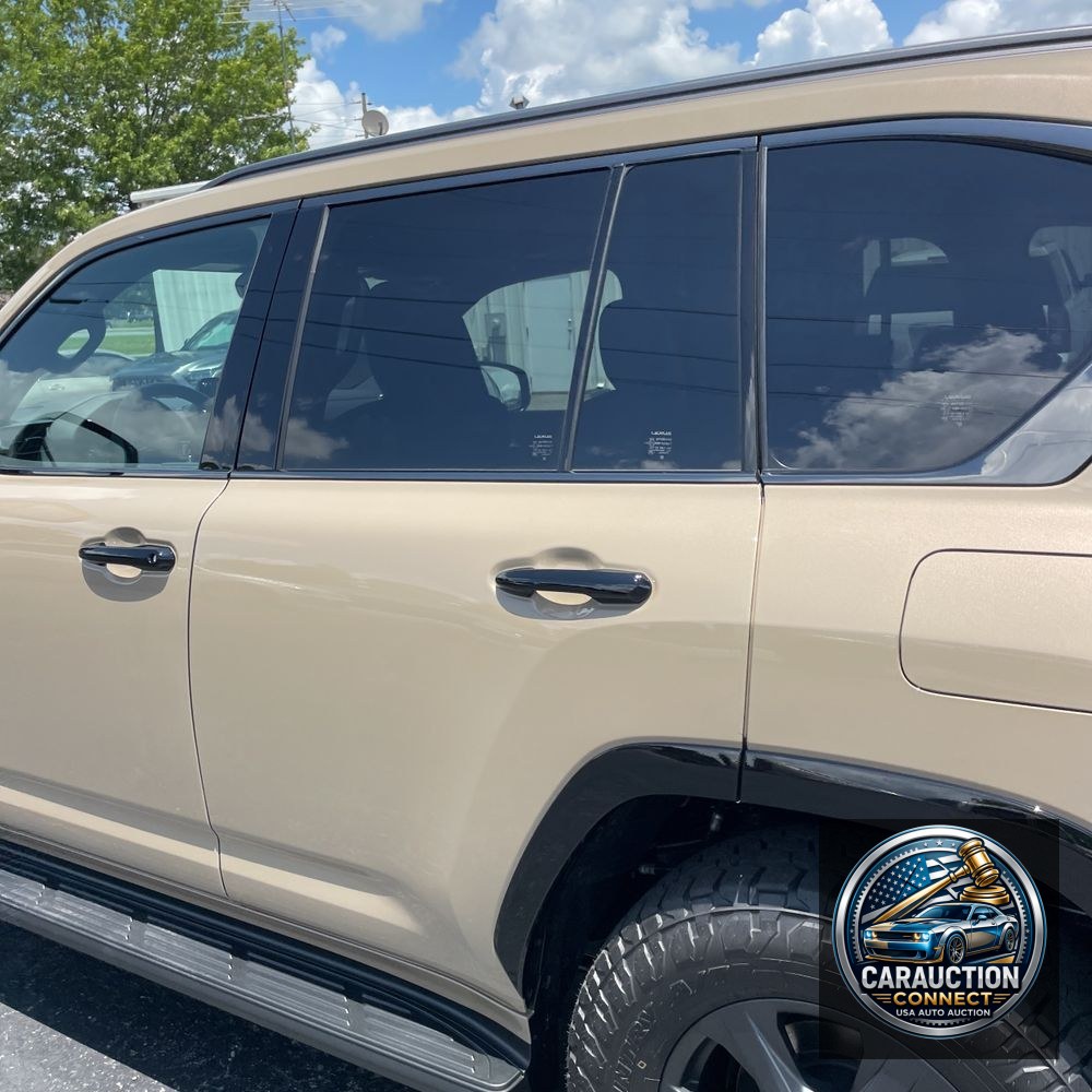 2025 Lexus LX 700h Overtrail