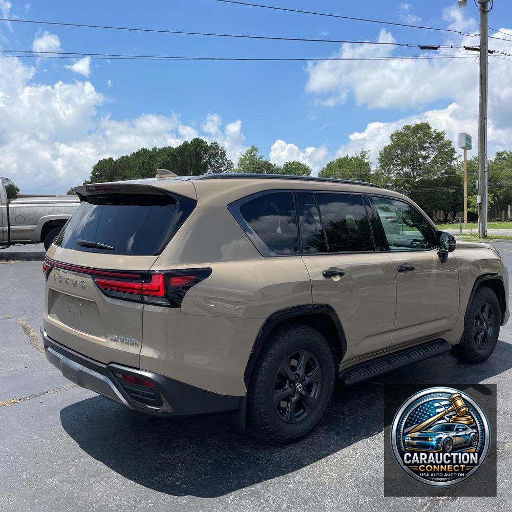 2025 Lexus LX 700h Overtrail