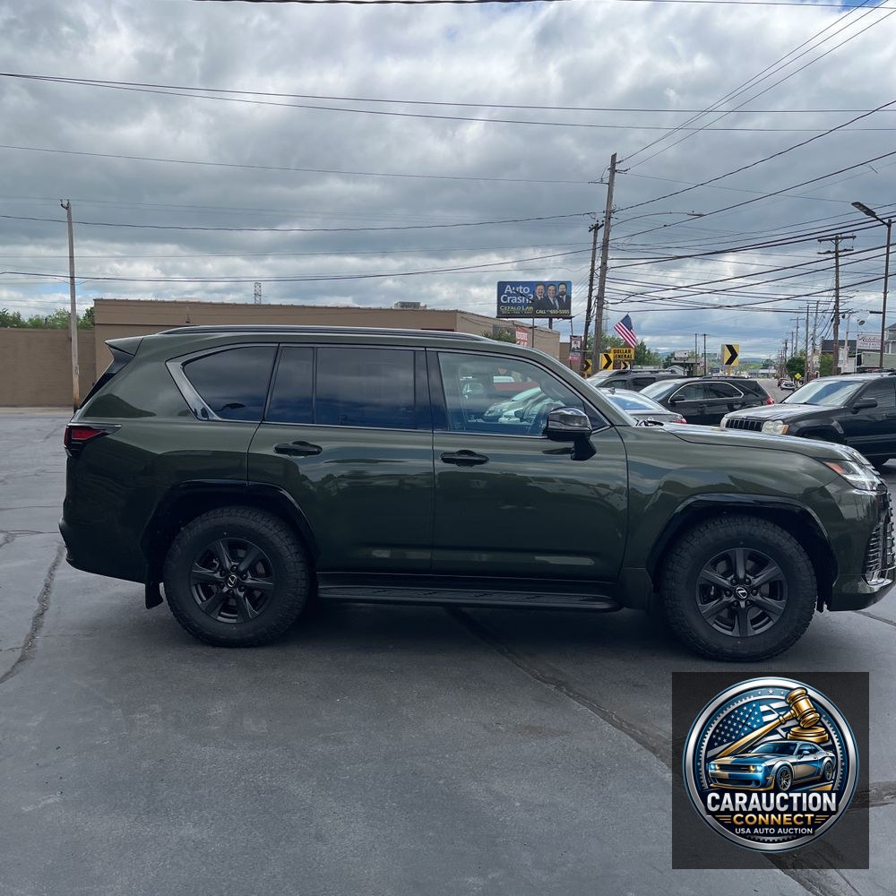 2025 Lexus LX 700h Overtrail
