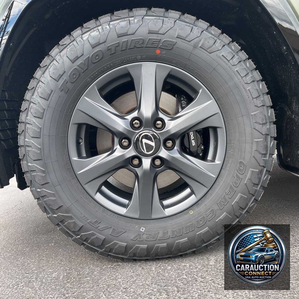 2025 Lexus LX 700h Overtrail
