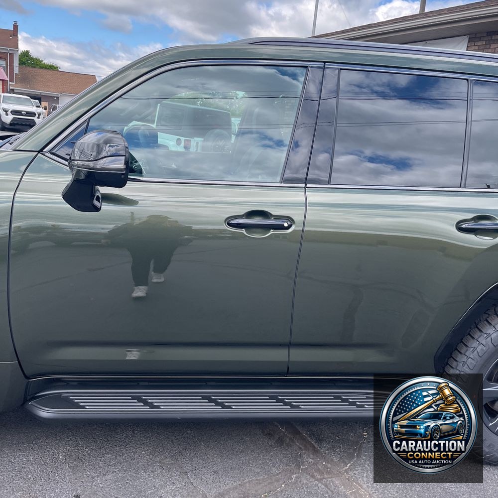 2025 Lexus LX 700h Overtrail