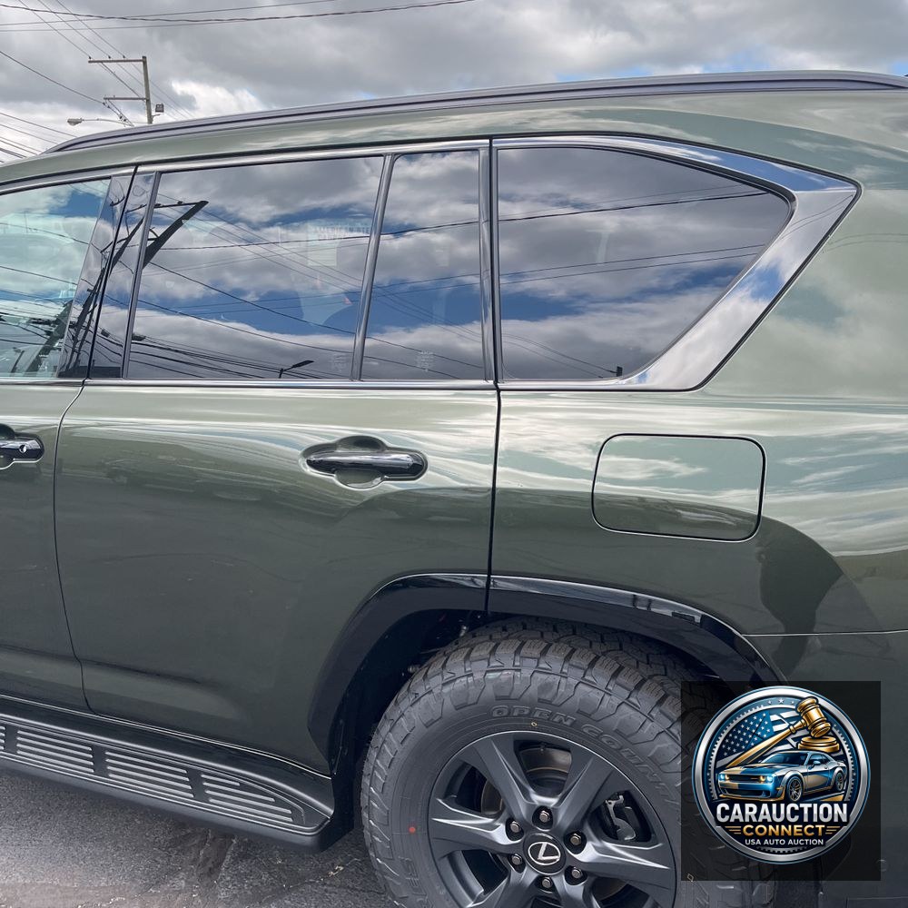 2025 Lexus LX 700h Overtrail