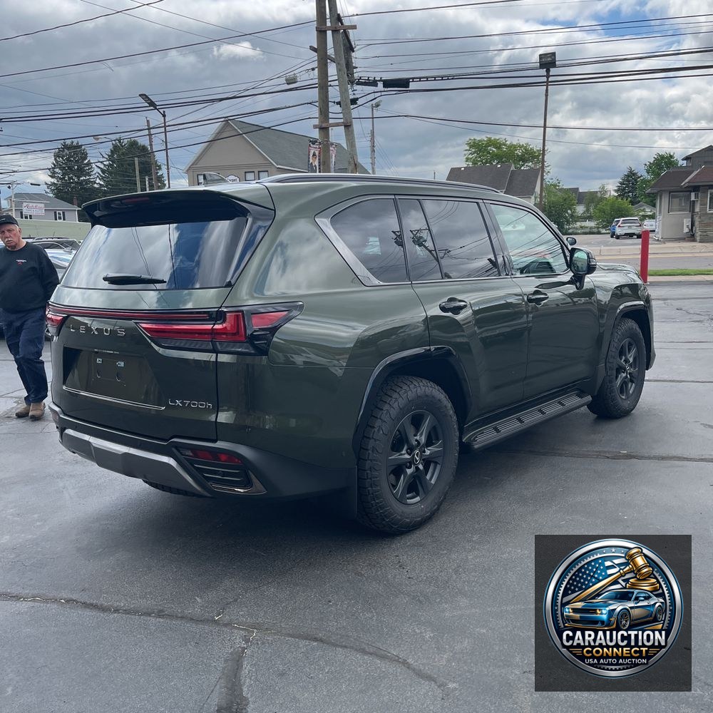 2025 Lexus LX 700h Overtrail