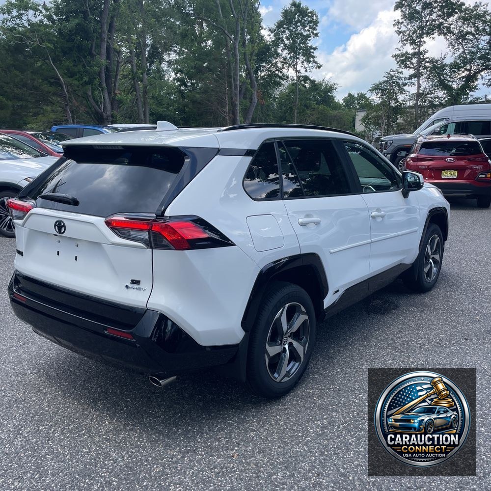 2025 Toyota RAV4 Plug-in Hybrid SE