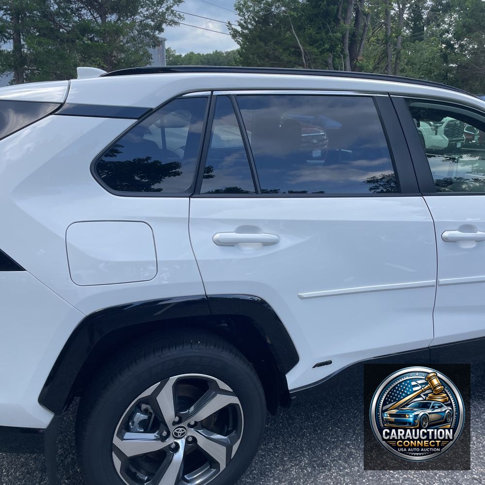 2025 Toyota RAV4 Plug-in Hybrid SE